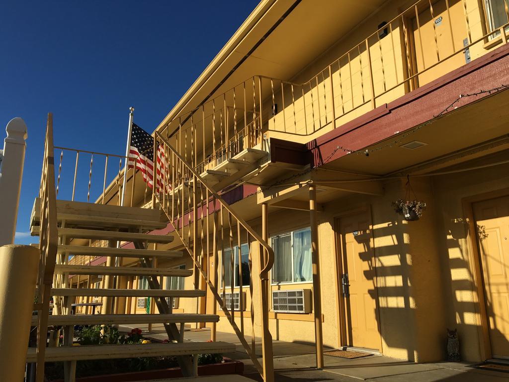 Travel Inn Sunnyside Экстерьер фото